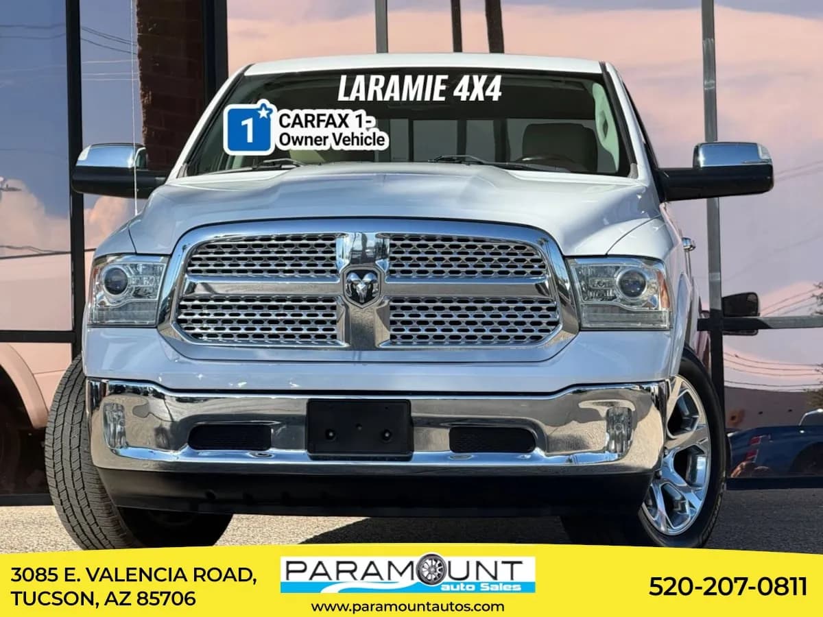 2017 Ram 1500 Laramie - Pickup