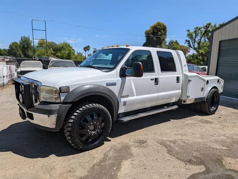 2005 Ford F-550 - Chassis