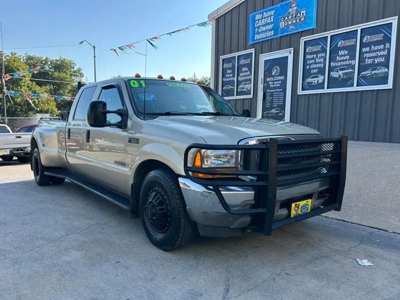 2001 Ford F-350 SD Lariat Crew Cab Long Bed - Pickup