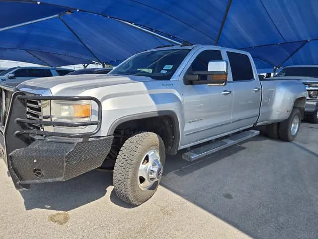 2015 GMC Sierra 3500 Crew Cab - Flatbed