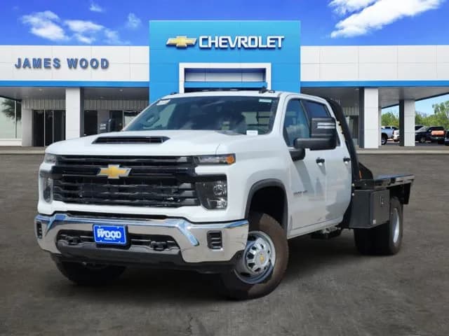 2026 Chevrolet Silverado 3500 Crew Cab - Chassis