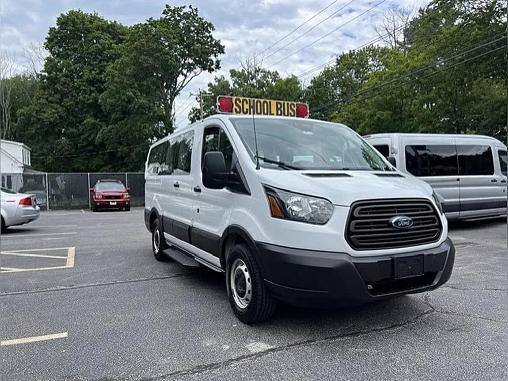 2019 Ford Transit-150 Passenger Van - Passenger Bus / Shuttle Bus / SUV