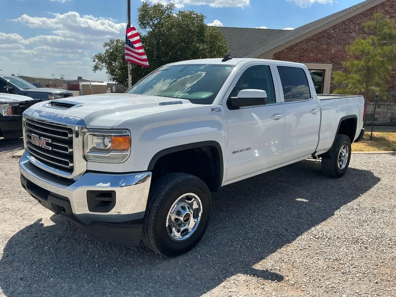 2019 GMC Sierra 2500HD SLE Crew Cab - Pickup