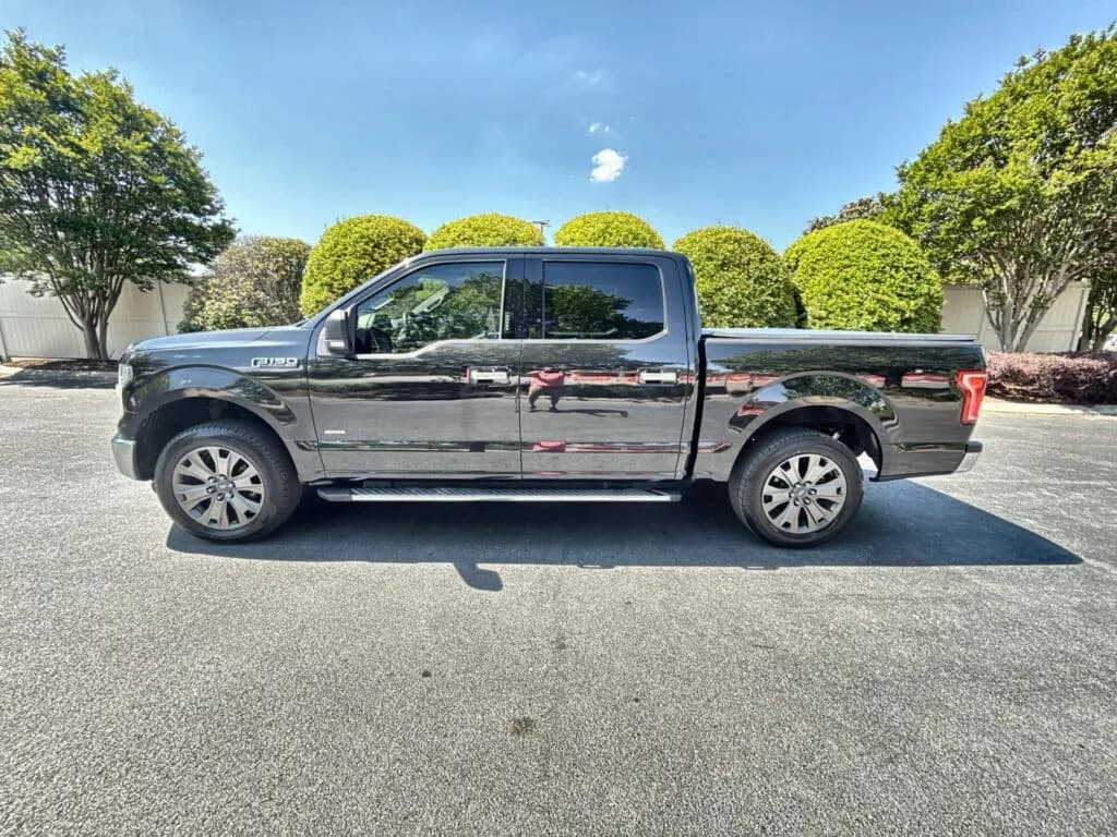 2015 Ford F-150 XLT - Pickup