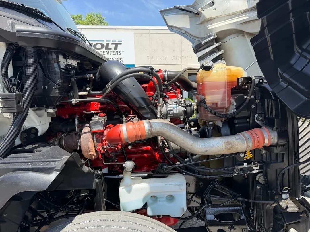 2019 International LT625