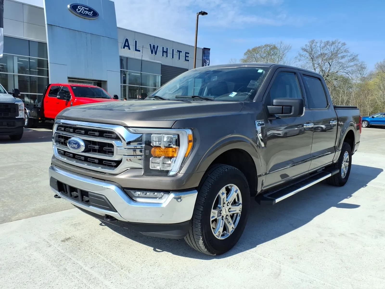 2023 Ford F-150 XLT - Pickup