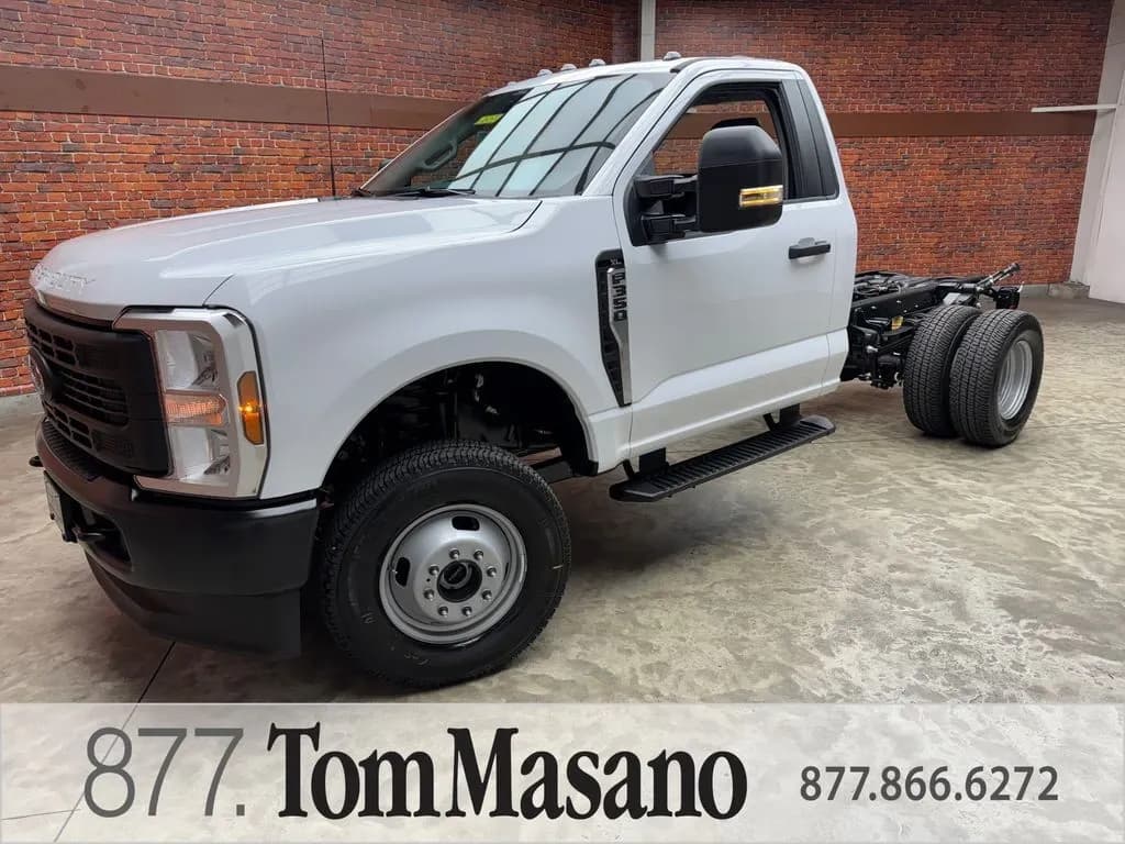 2026 Ford F-350SD - Chassis