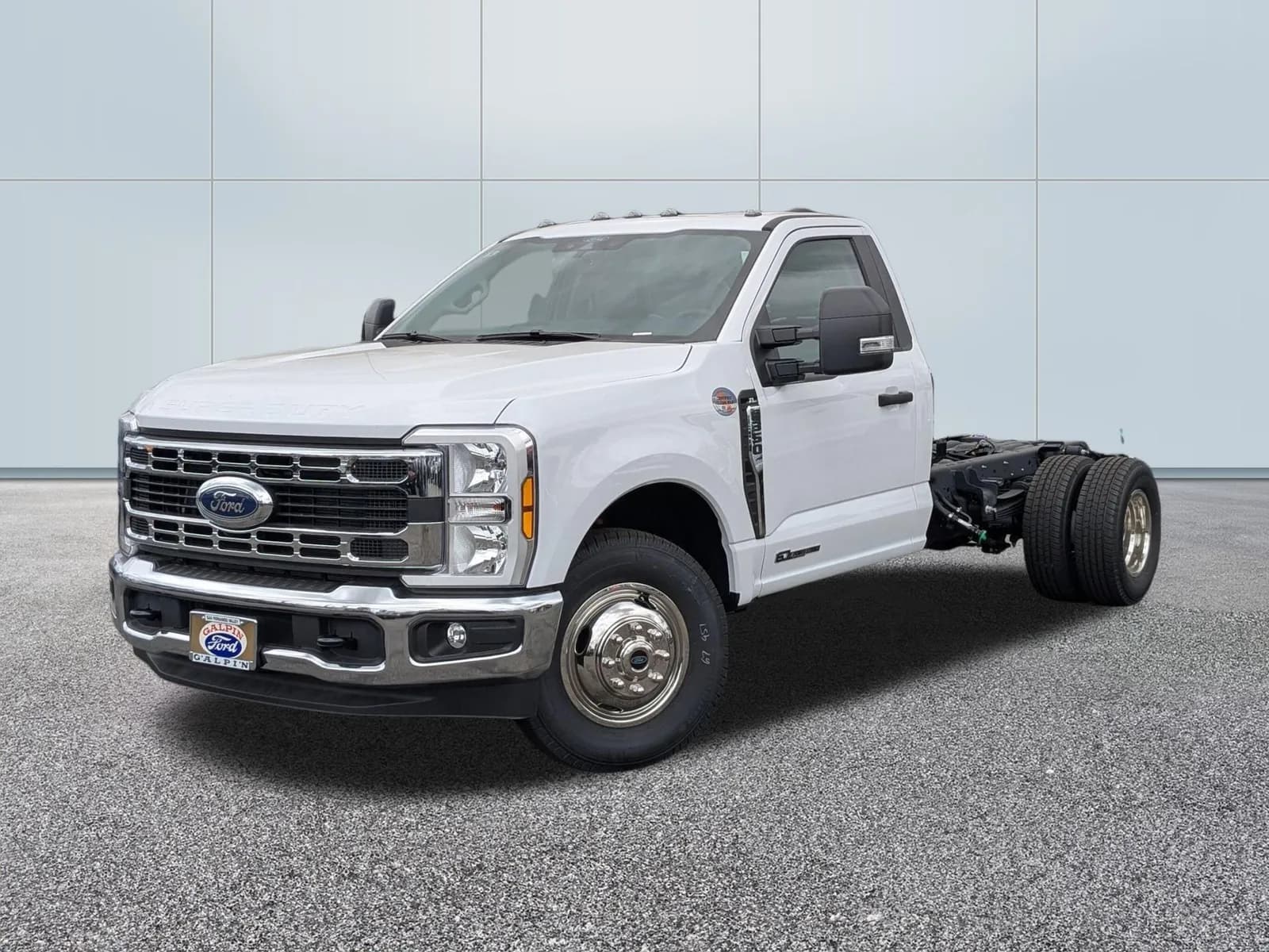 2026 Ford F-350 SD XL - Chassis
