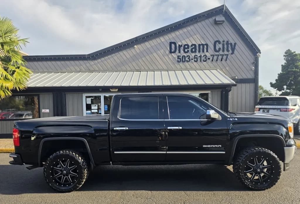 2015 GMC Sierra 1500 Crew Cab - Pickup