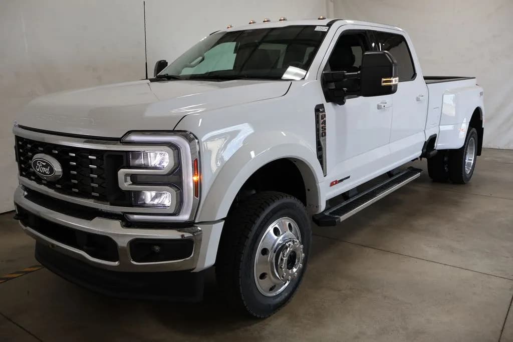 2027 Ford F-450 Crew Cab