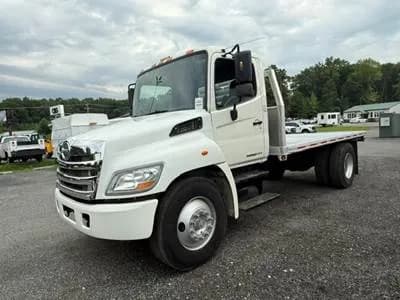 2012 Hino 268 - Flatbed