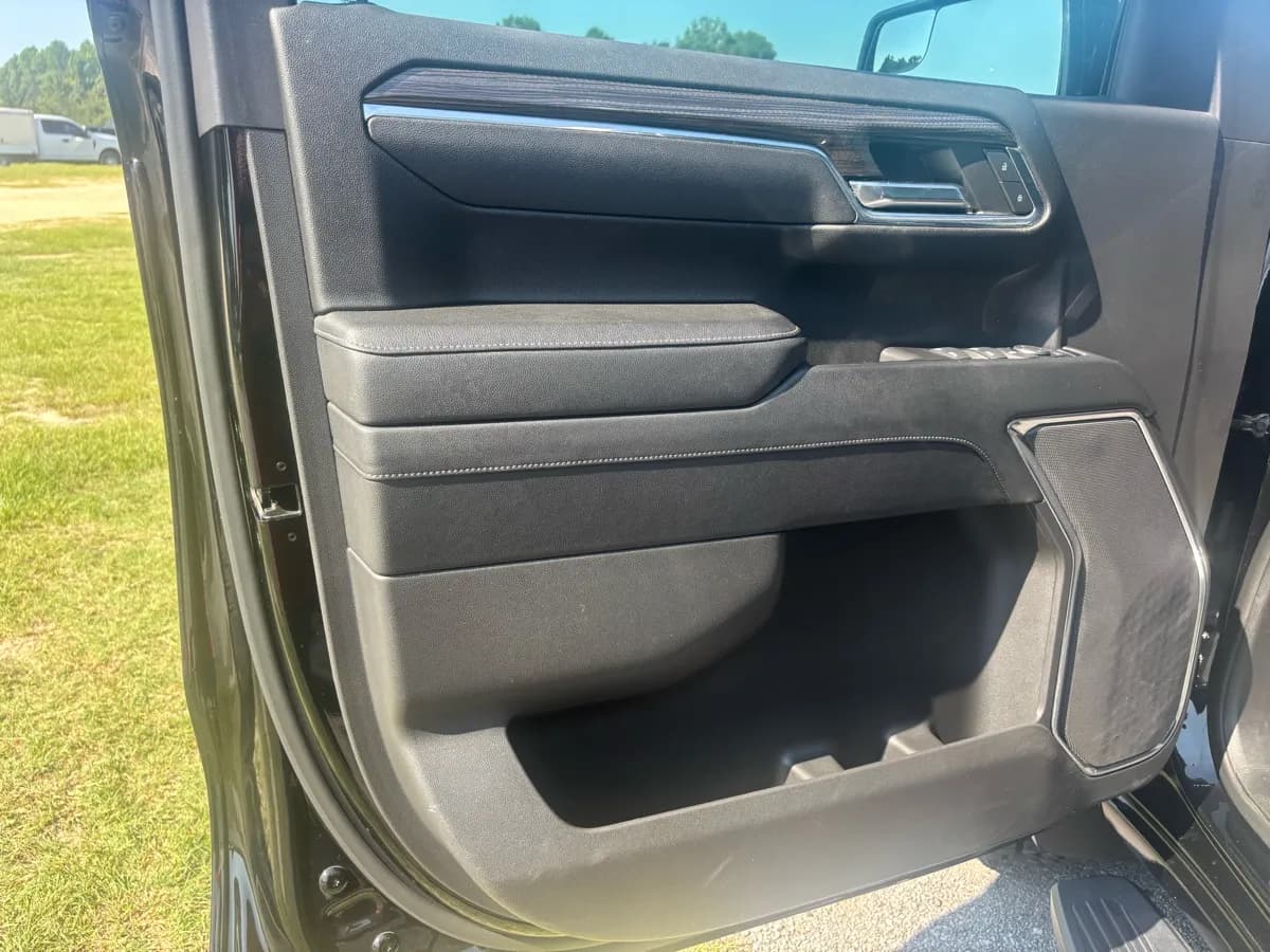 2023 Parker's Used Cars SILVERADO 1500 - Pickup