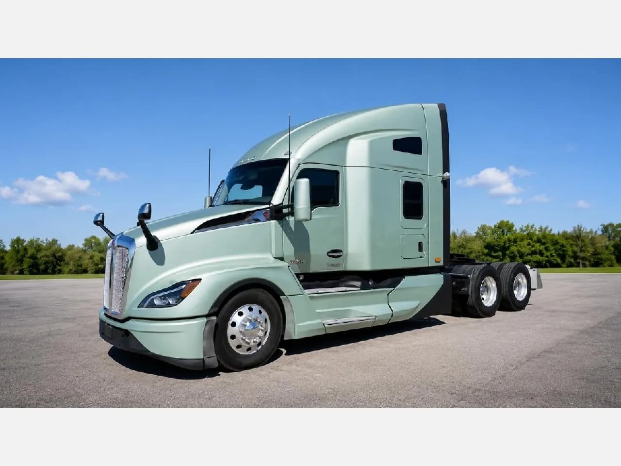 2023 Kenworth T680 - Sleeper
