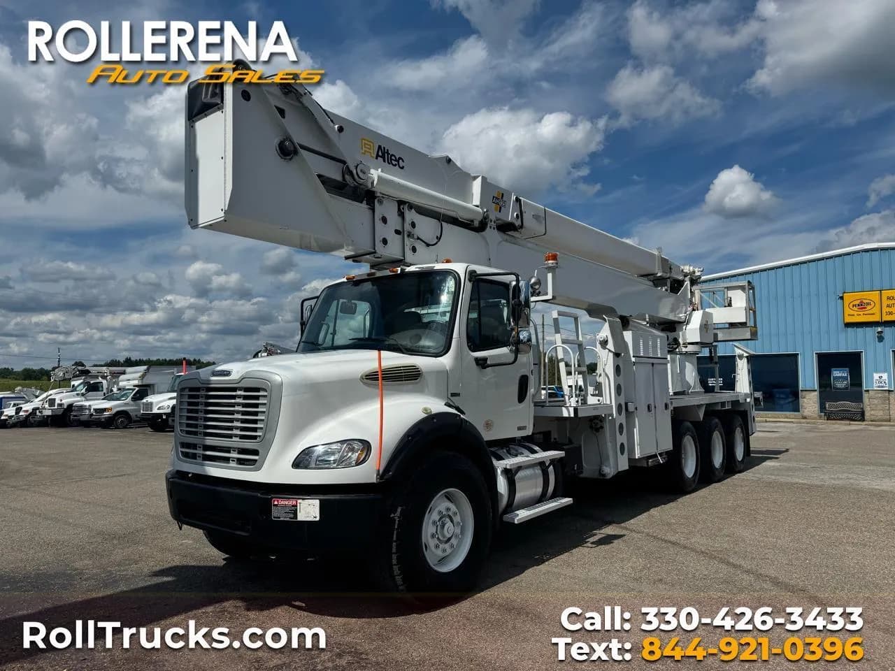 2011 Freightliner M2 112 - Bucket