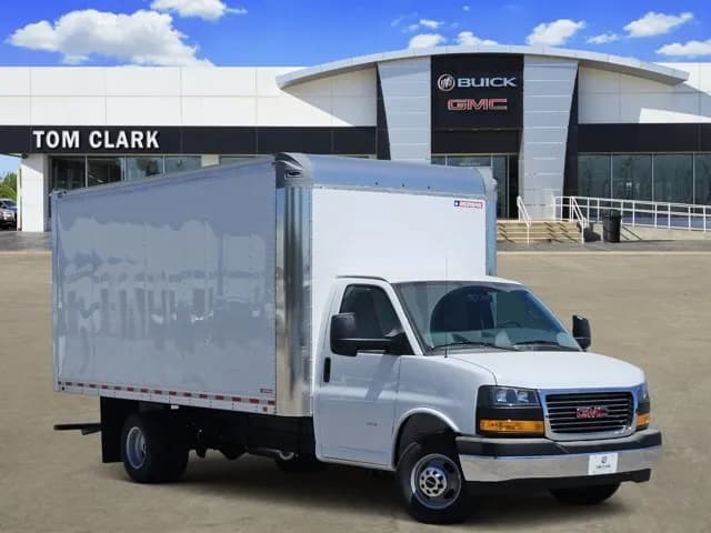 2026 GMC Savana 3500 - Box