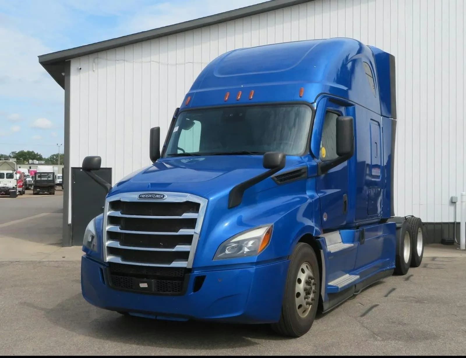 2022 Freightliner Cascadia - Sleeper