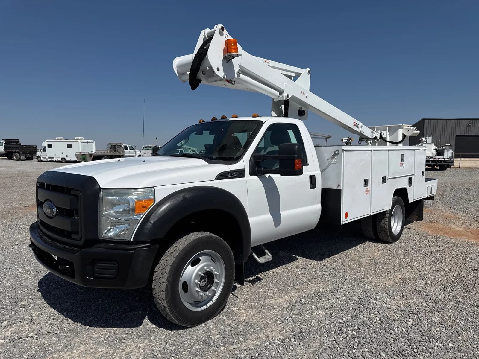 2015 Ford F-450 Chassis - Chassis