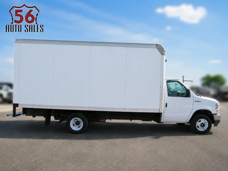 2022 Ford E-450 - Box