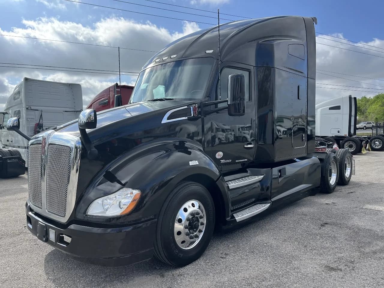 2021 Kenworth T680 - Sleeper