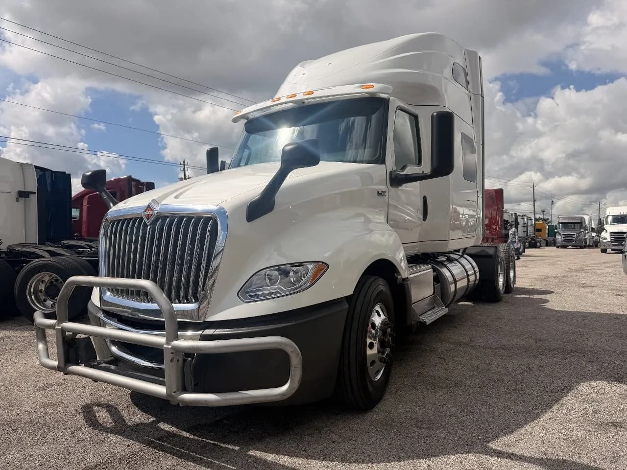2020 International LT