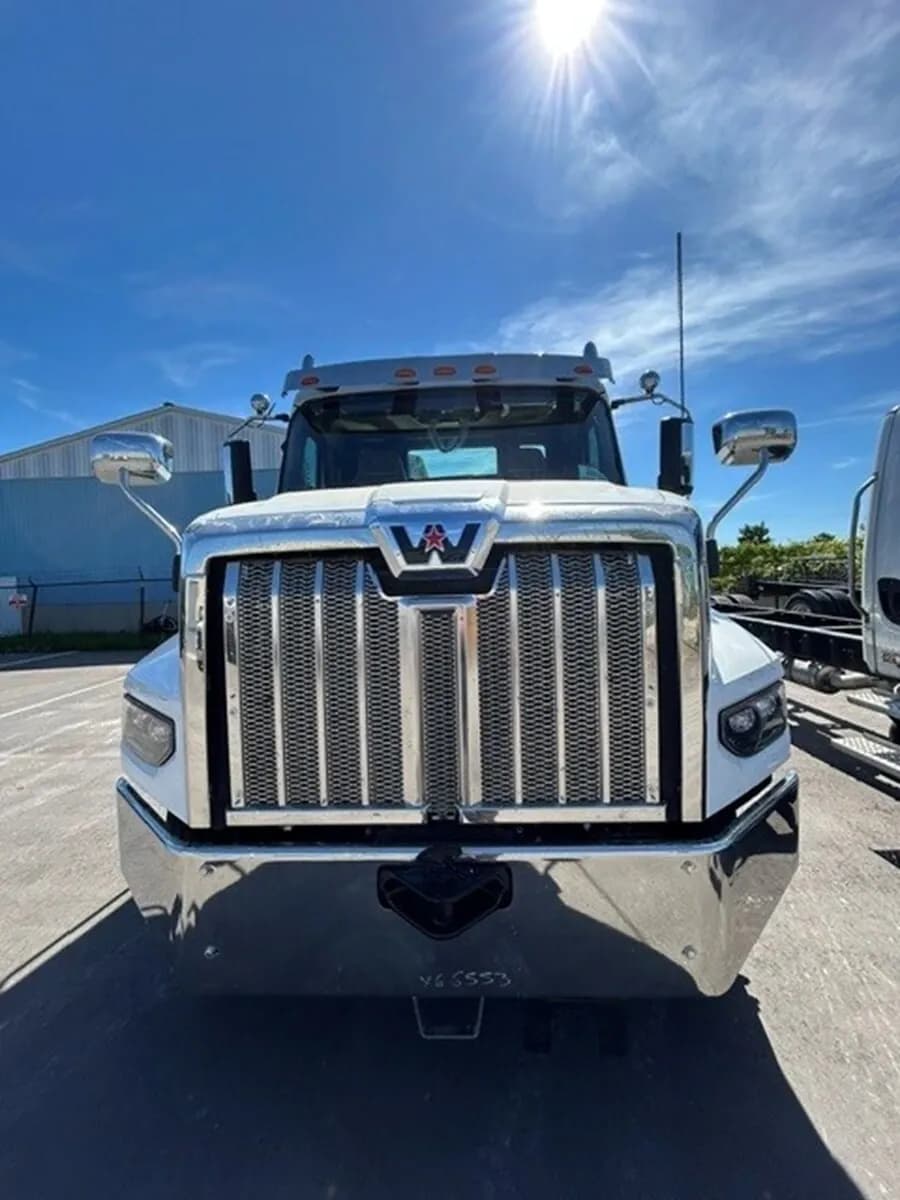 2027 Western Star 49X