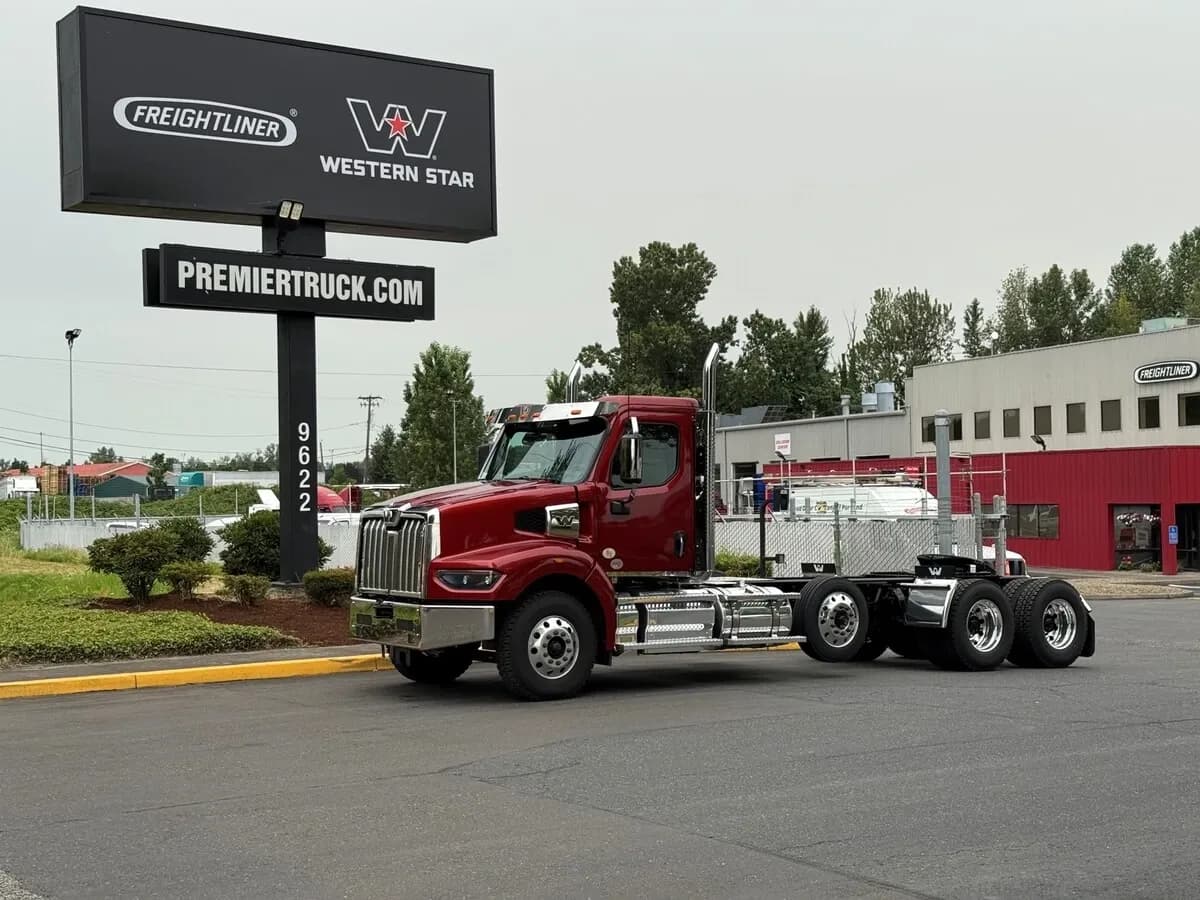 2027 Western Star 49X