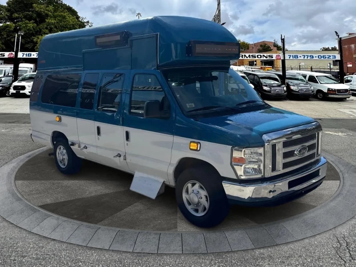 2012 Ford E350 XLT - Vans