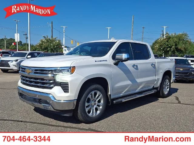 2022 Chevrolet Silverado 1500 Crew Cab - Pickup