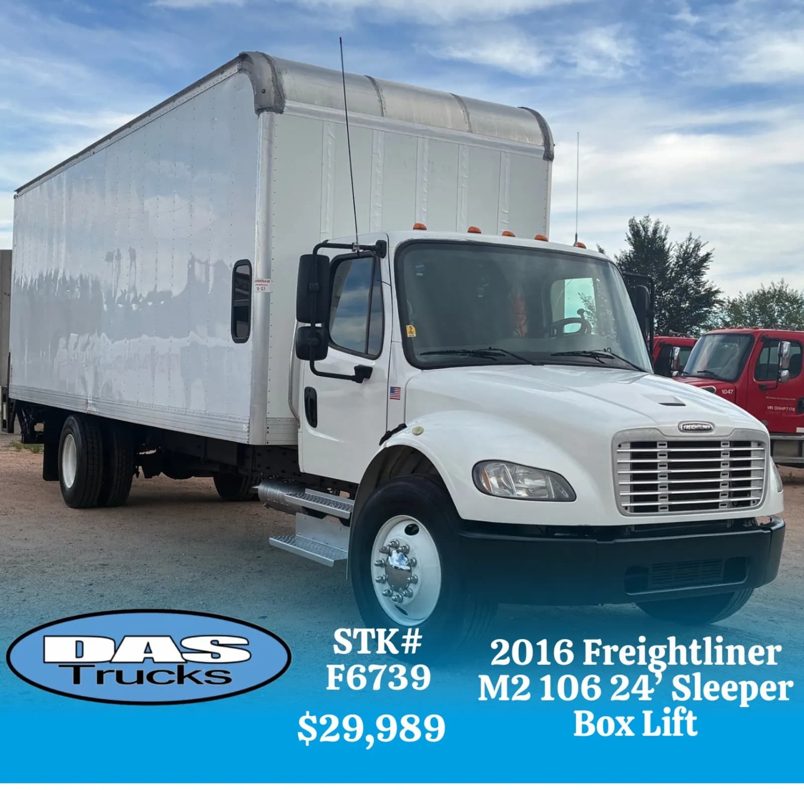 2016 Freightliner M2 106 - Box