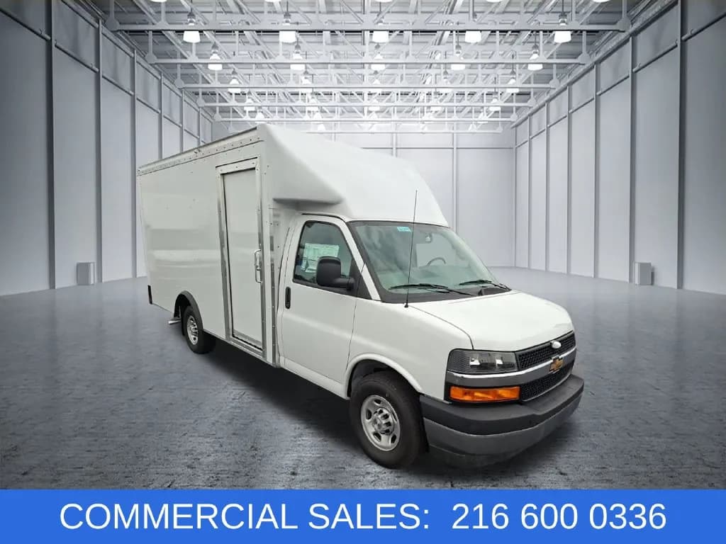 2026 Chevrolet Express 3500 - Box