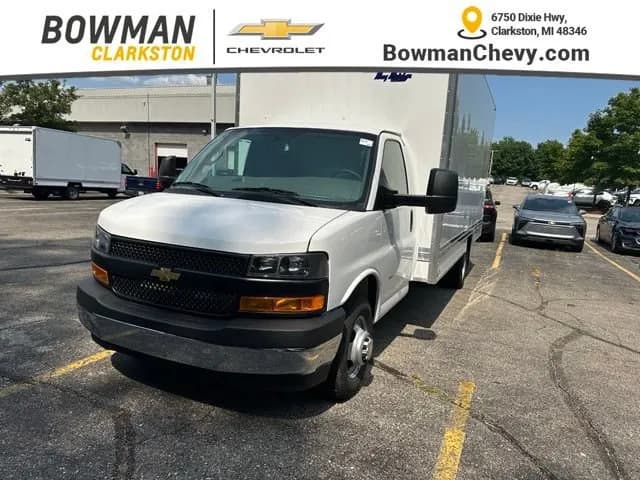 2026 Chevrolet Express 3500 - Box