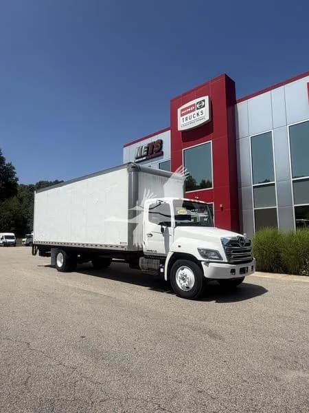 2021 Hino L6