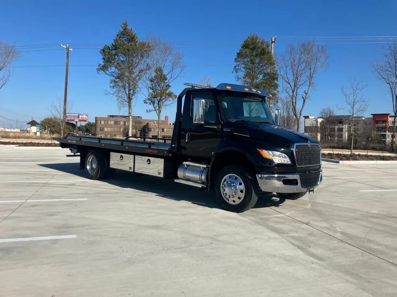2026 International MV607 RC - 300 RR - Tow