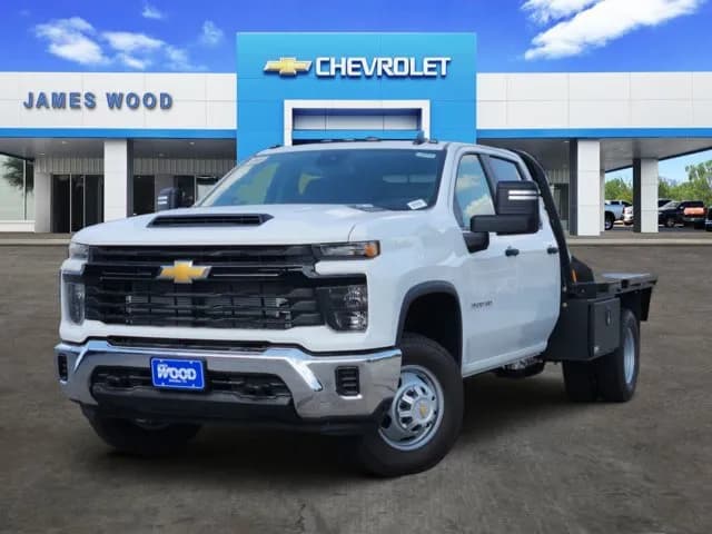 2026 Chevrolet Silverado 3500 Crew Cab - Chassis