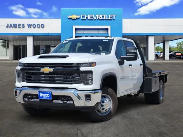 2026 Chevrolet Silverado 3500 Crew Cab - Chassis
