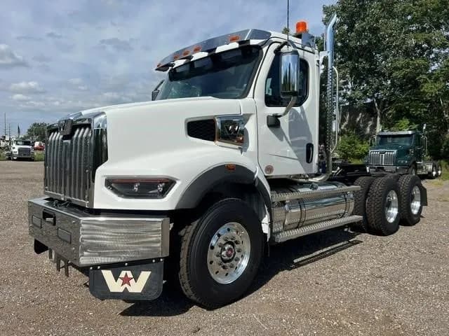 2027 Western Star 49X Daycab