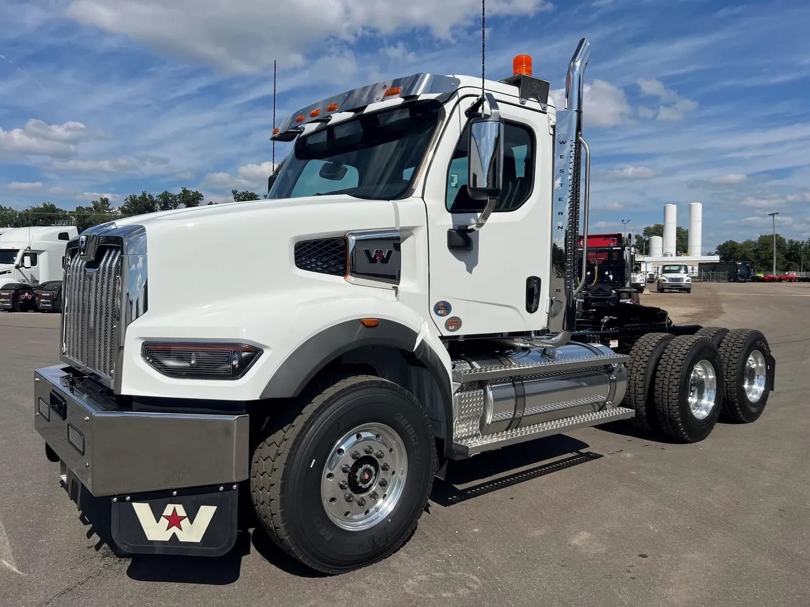 2027 Western Star 49X Daycab