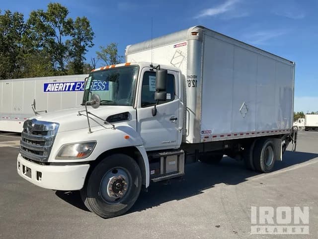 2019 Hino 338 - Service