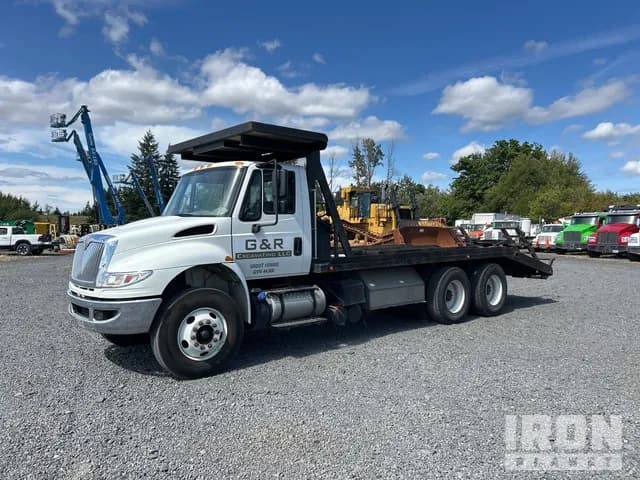2017 International 4400 - Service