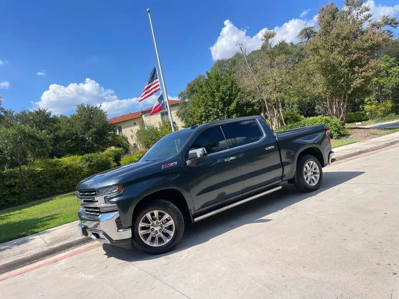 2022 Chevrolet Silverado 1500 LTD - Pickup