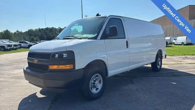 2026 Chevrolet Express 3500 - Vans