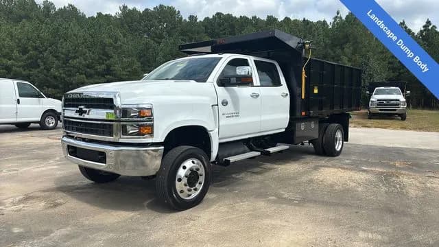 2026 Chevrolet Silverado 5500 Crew Cab - Dump