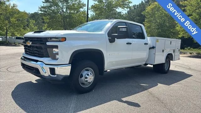 2026 Chevrolet Silverado 3500 Crew Cab - Service