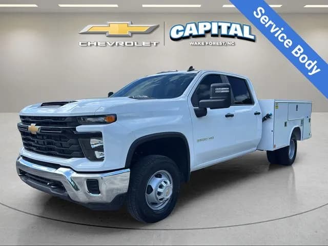 2026 Chevrolet Silverado 3500 Crew Cab - Service