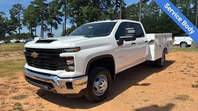 2026 Chevrolet Silverado 3500 Crew Cab - Service