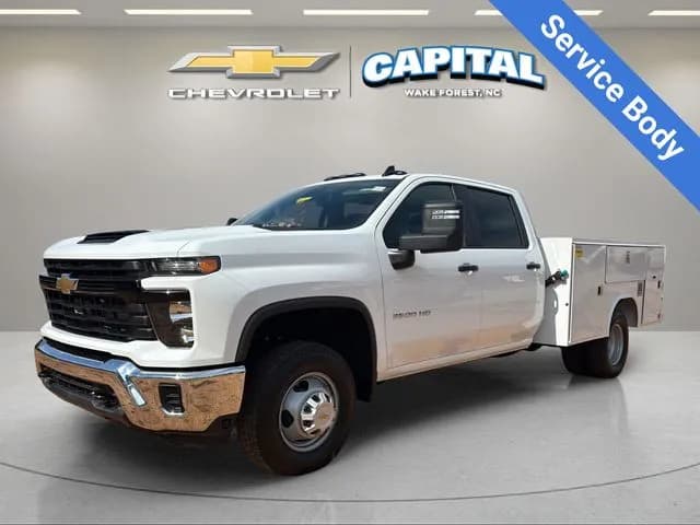 2026 Chevrolet Silverado 3500 Crew Cab - Chassis