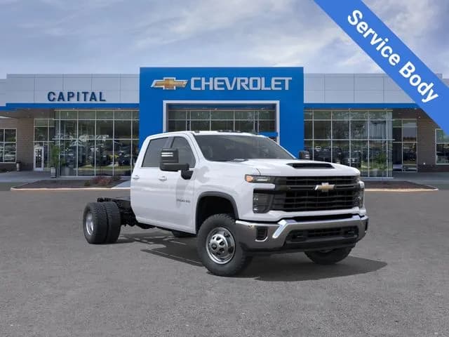 2026 Chevrolet Silverado 3500 Crew Cab - Chassis