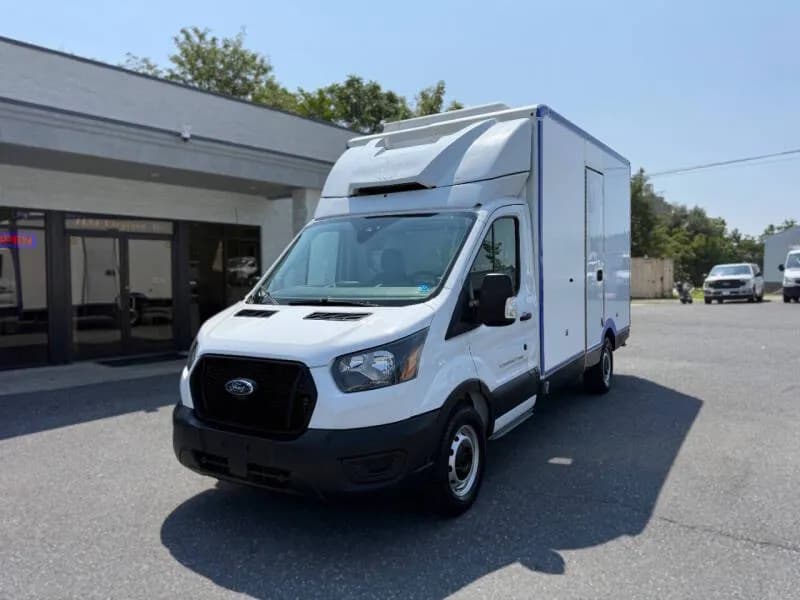 2022 Ford Transit - Chassis