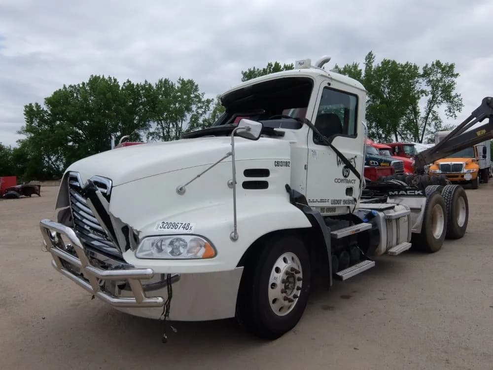 2016 MACK CXU (Pinnacle)