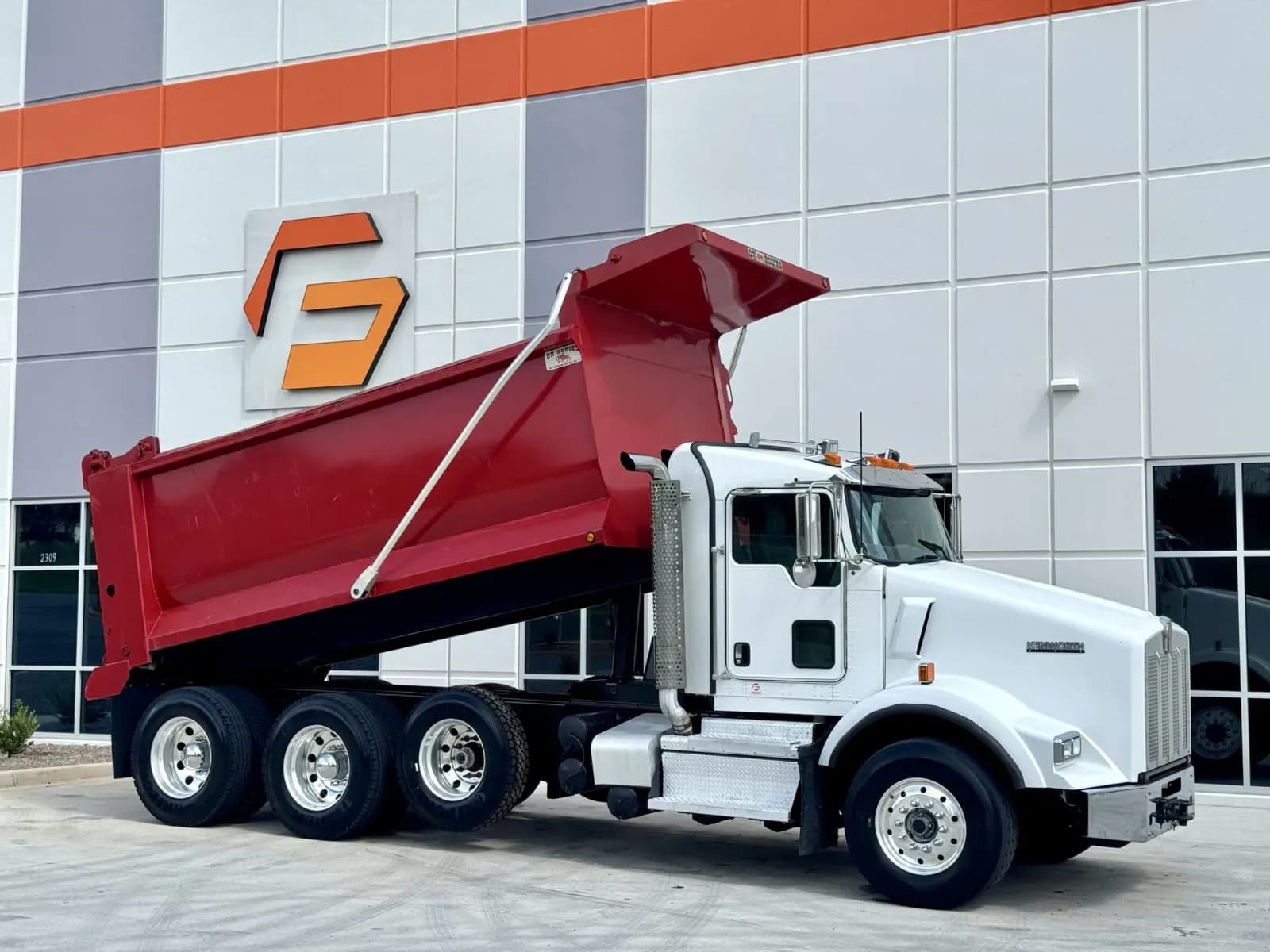 2020 Kenworth T880 - Dump